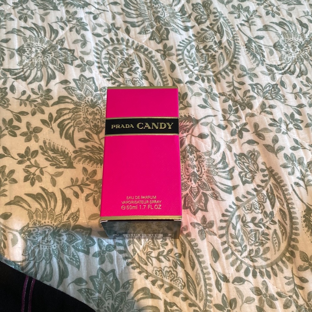 Pravda candy perfume